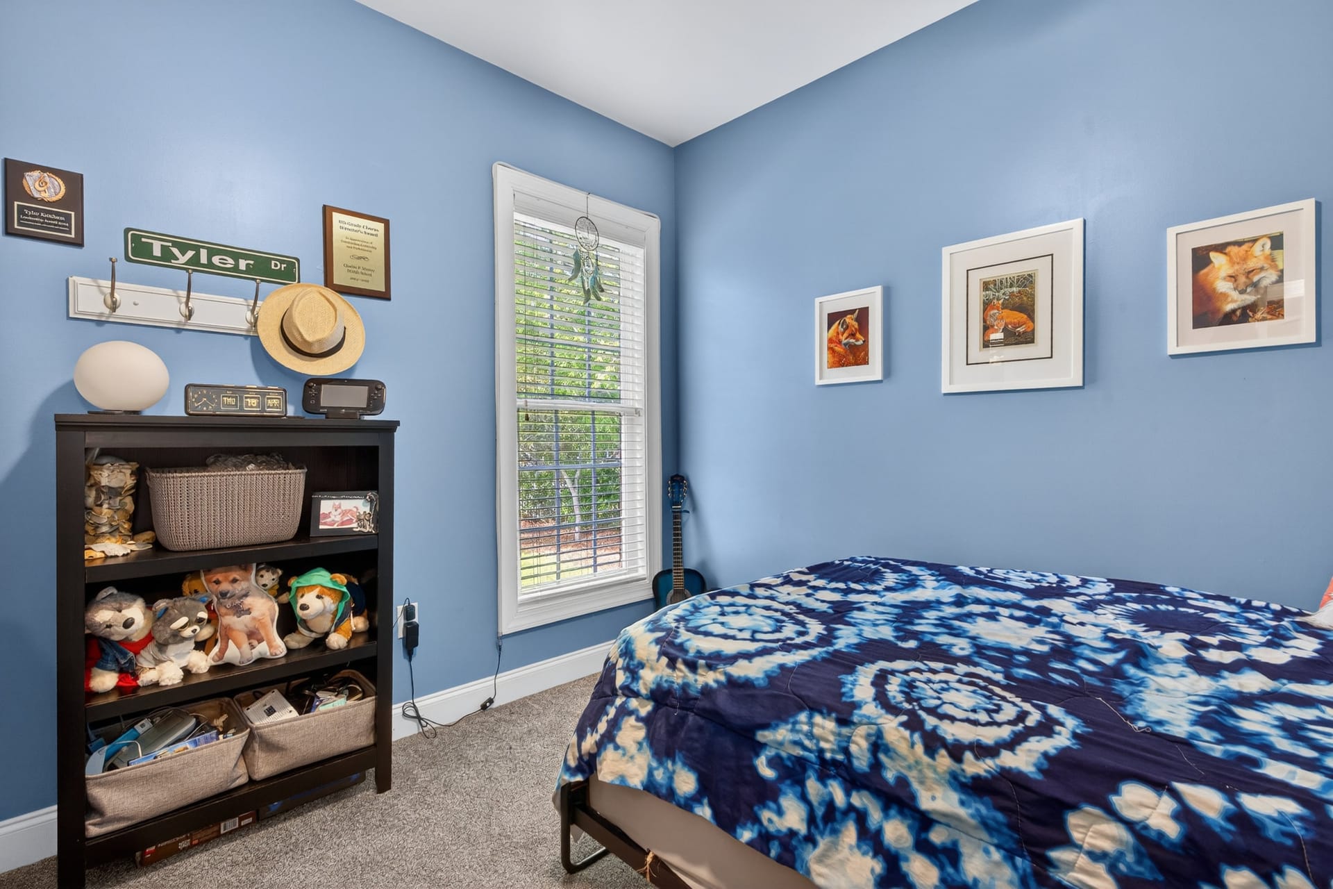 Blue bedroom with tie-dye bedding