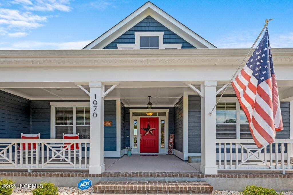 Luxury home exterior in Wilmington NC